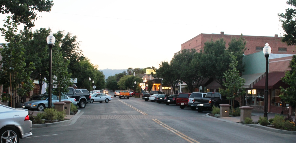 Downtown Winters buzzing at twilight (Linda C)